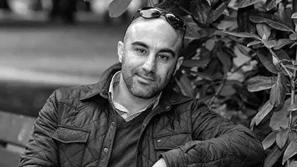 نگاهی ویژه به دکوراسیون شاهانه خانه محسن تنابنده و لحظه‌های نادر با دختر و پسرش