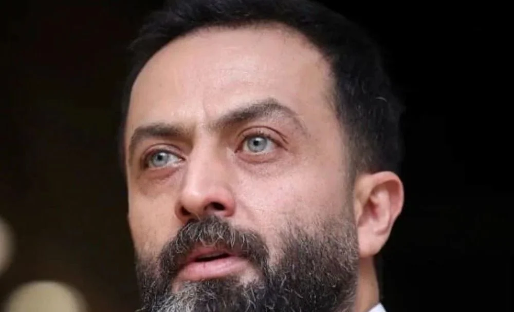 شگفت‌انگیز! همه بازیگران مرد دو زنه سینمای ایران را بشناسید + بیوگرافی اختصاصی