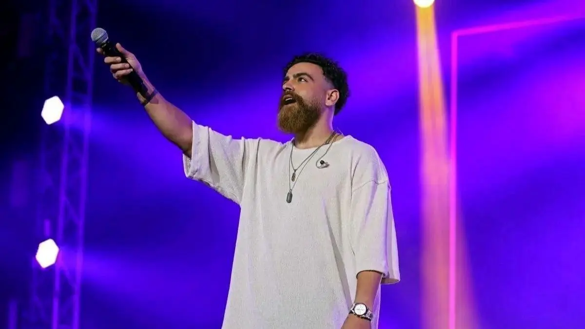 آهنگ جنجالی «گوریل انگوری» معین زد را همین حالا دانلود کنید! متن کامل و کیفیت بی‌نظیر MP3 در دسترس شماست