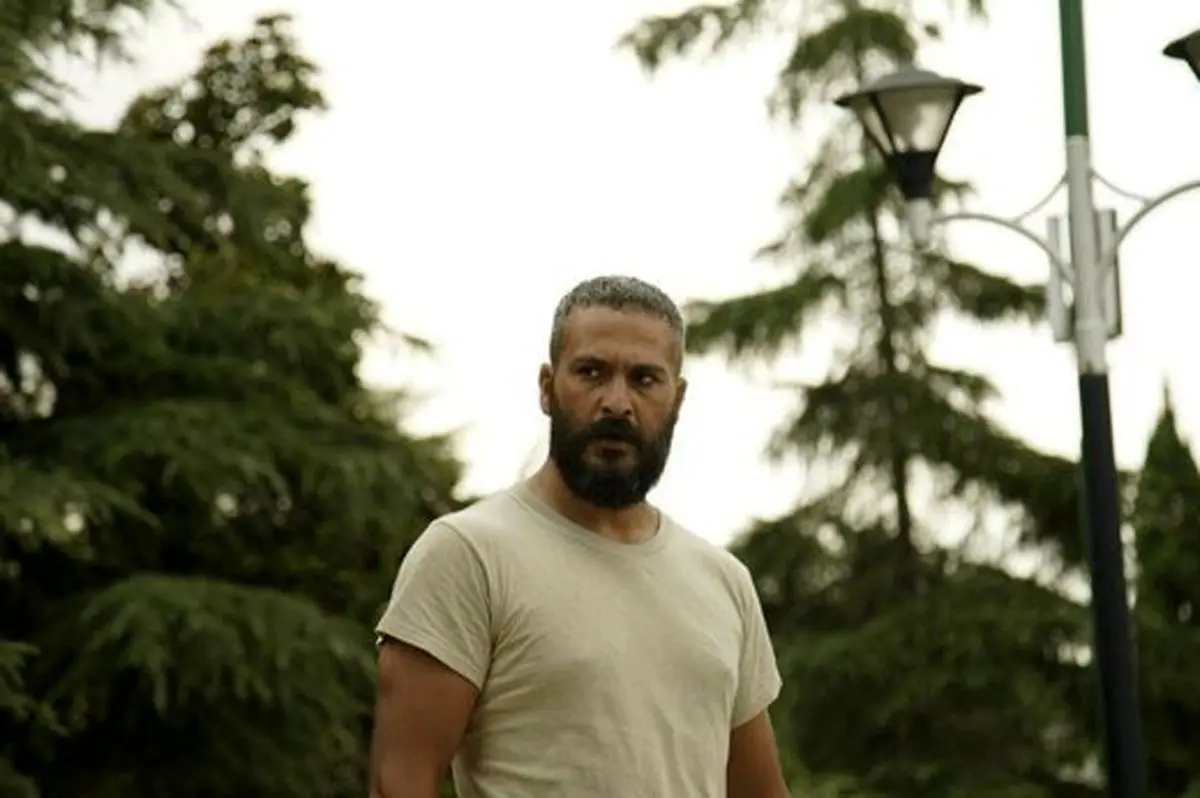 میلاد کی مرام در آغوش مادرش / شباهت عجیب میلاد به مادر