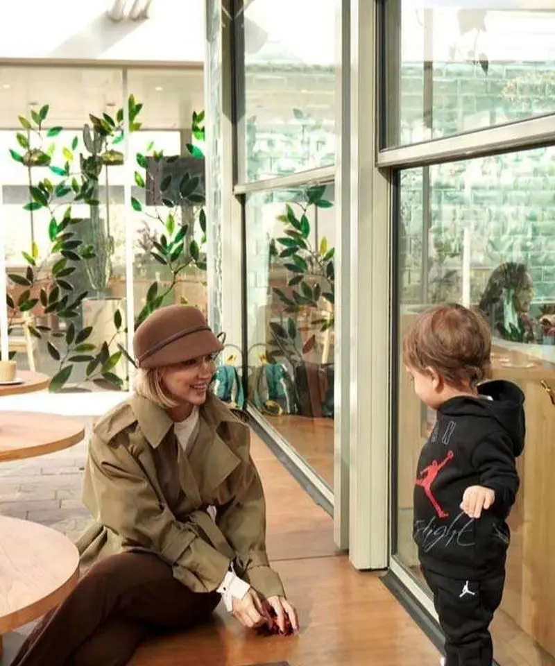 مینا مختاری مادری