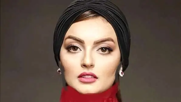 نیلوفر پارسا در روز مادر با عکسی خاص بارداری‌اش را فاش کرد؛ سه روح در یک بدن؟