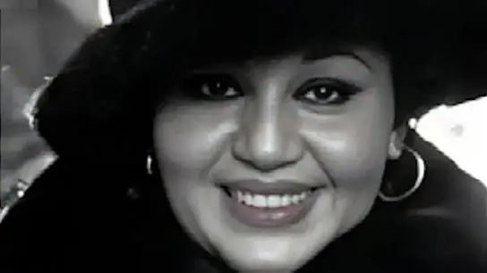 عکس/ سفر در زمان/ «هایده» در میان پسران اش کامران و کیوان، اوایل دهه 60