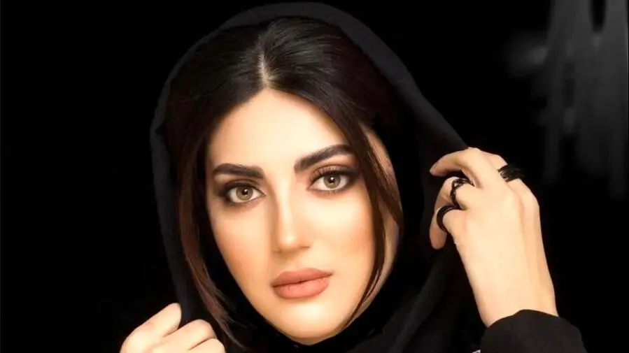 کیف مجلسی عجیب هلیا امامی در اکران فیلم؛ مدی که همه را شوکه کرد!