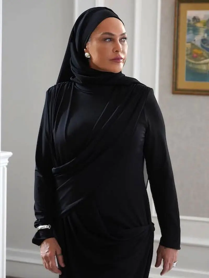 عکسهای باحجاب هولیا آوشار