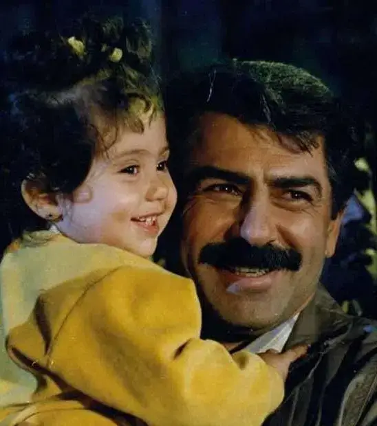 parisa akbar nejad 1 1