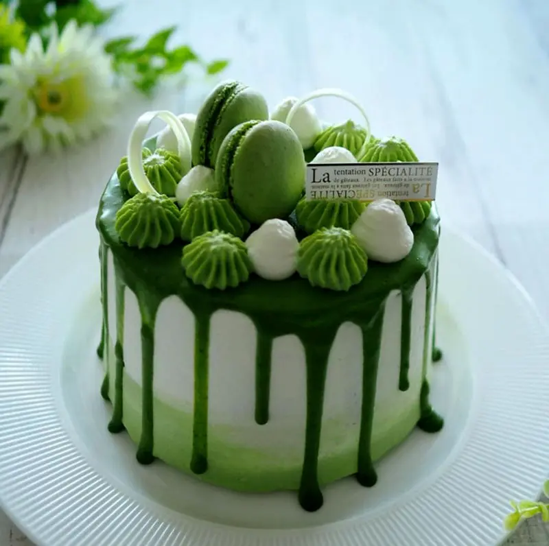 کیک تولد سبز پررنگ