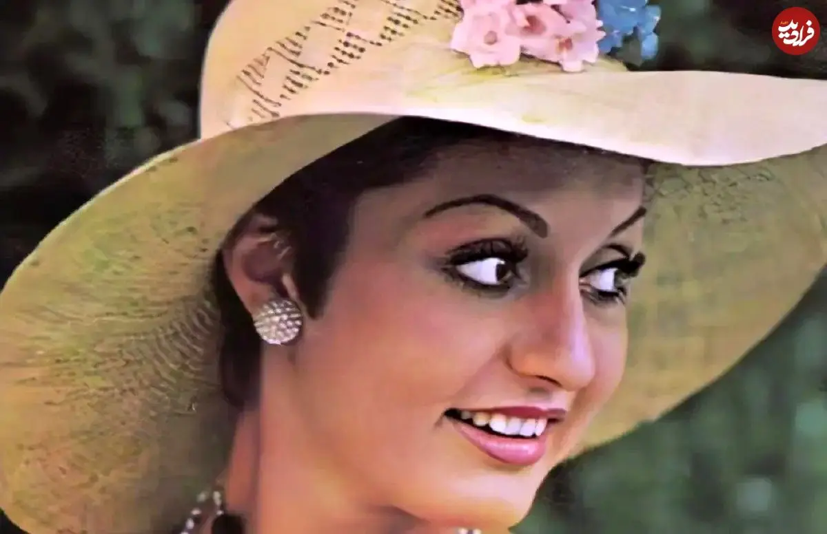 تصویری نادر از گوگوش جوان در کنار فرزان دلجو؛ سفری به سال ۵۴ که شما را شگفت‌زده می‌کند!