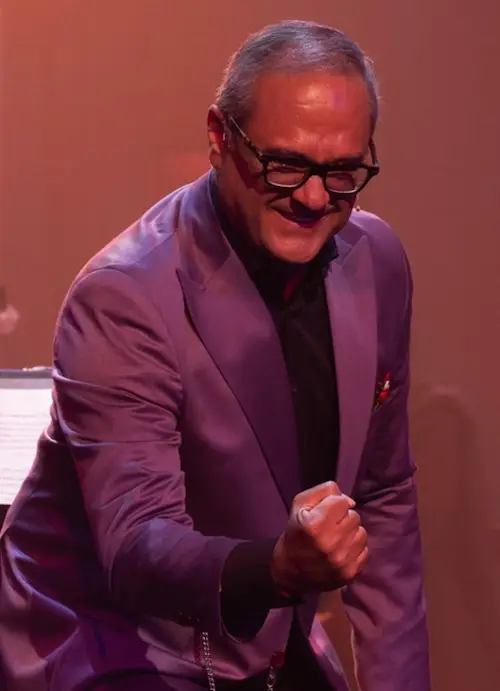 بررسی استایل رامبد جوان در برنامه کارناوال