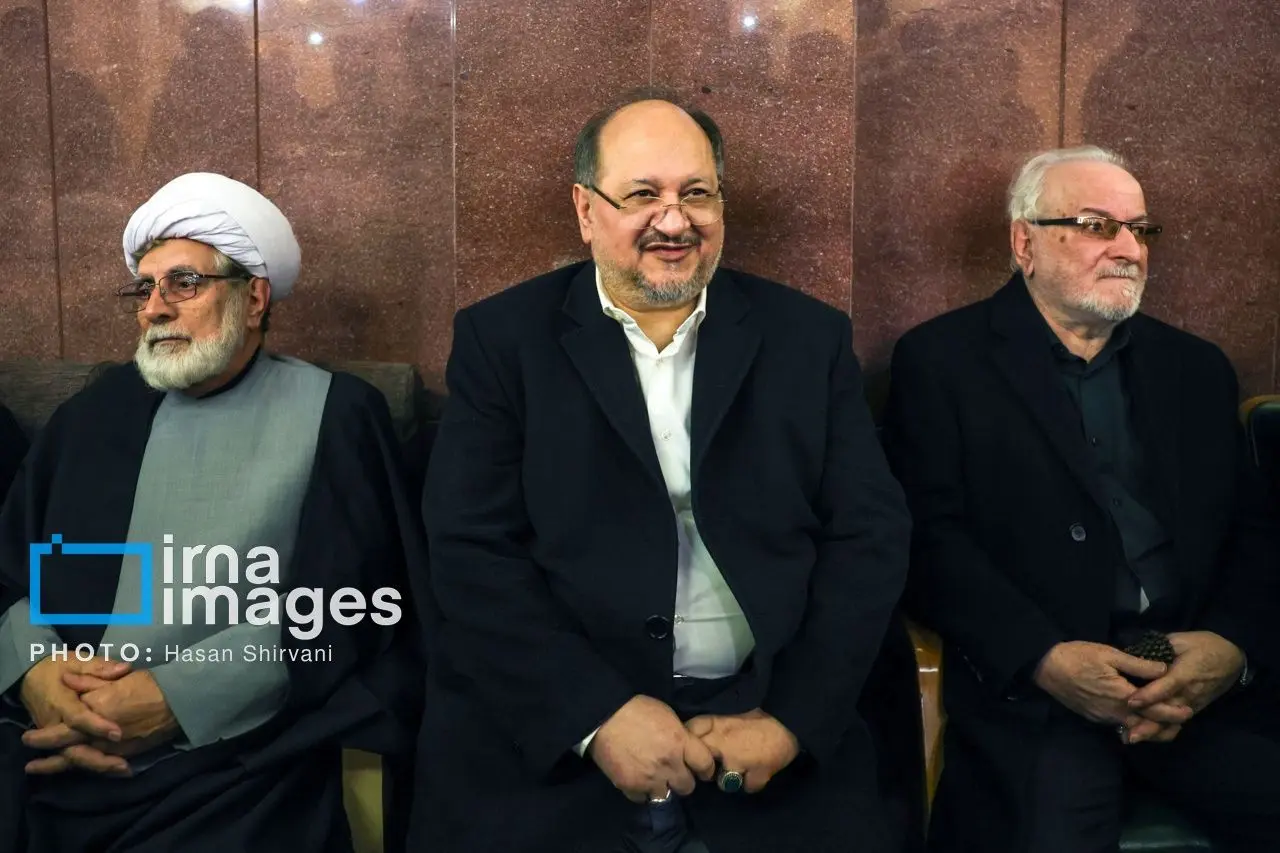 تصاویر: مجلس ترحیم اشرف بروجردی