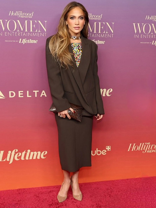 کت و دامن قهوهای جیلو