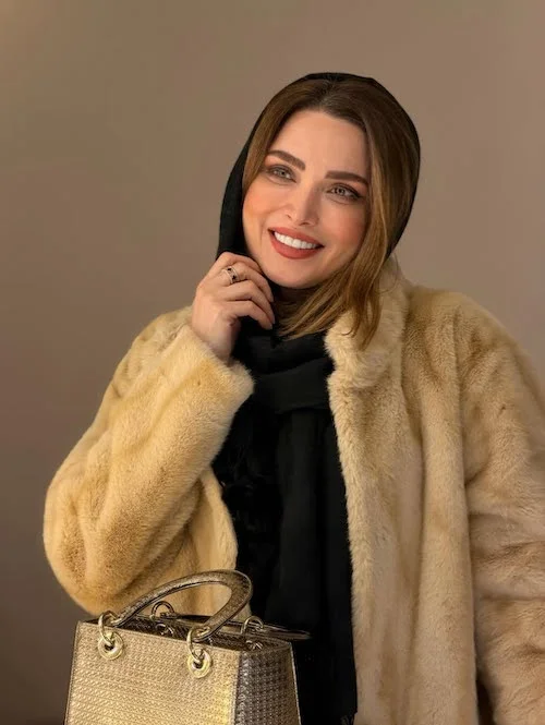 پالتوی خزدار بهنوش طباطبایی