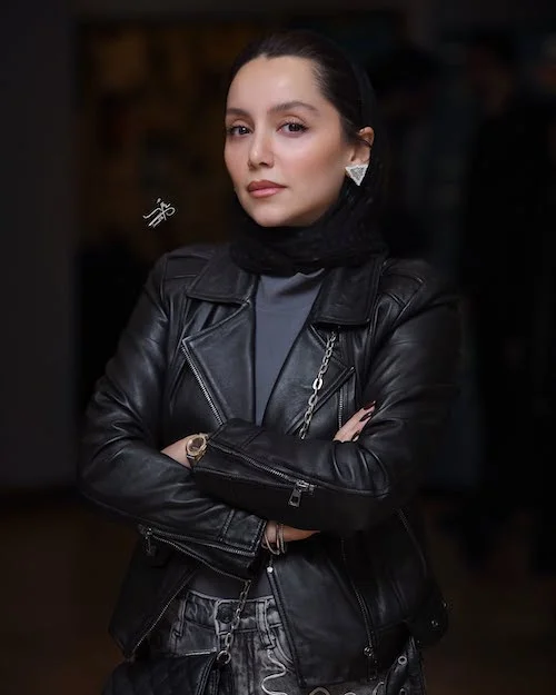 شلوار جین طرحدار نازنین بیاتی