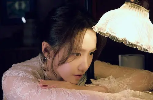 بلوز توری یونا