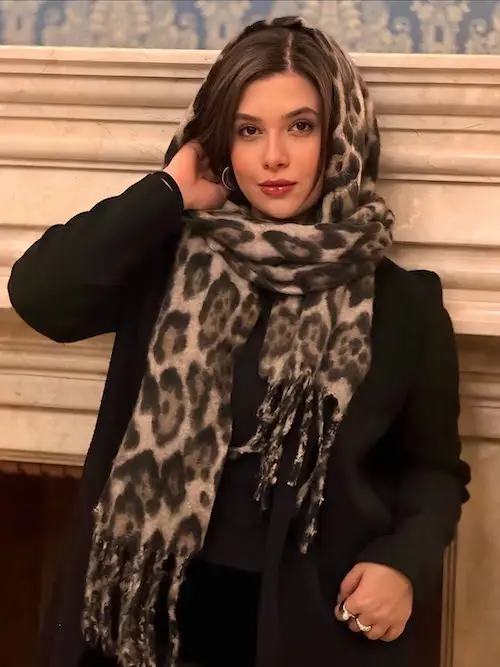 آرایش غلیظ نفس بازغی