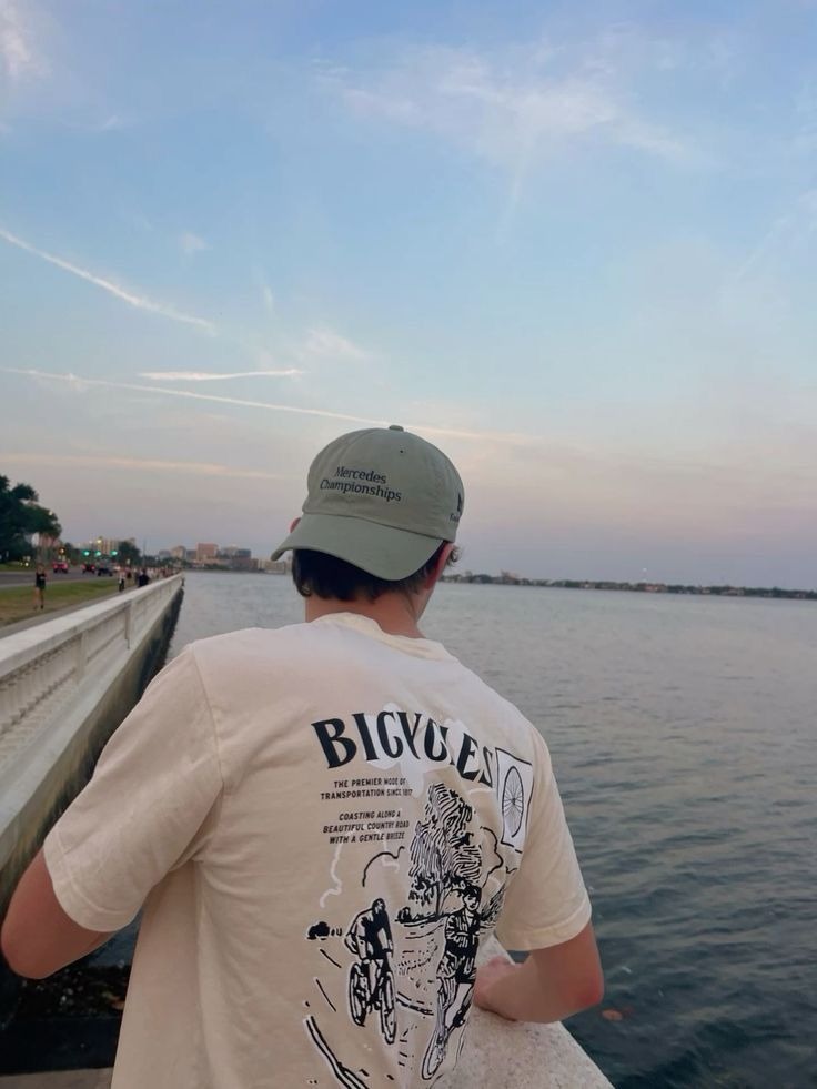 عکس پروفایل پسرانه از پشت سر