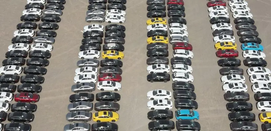 قرعه‌کشی خودروهای وارداتی فردا برگزار می‌شود؛ نتایج تا چهارشنبه اعلام خواهد شد!