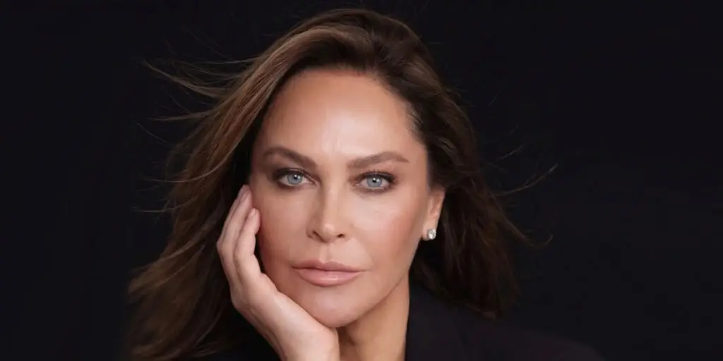 عکس‌های باحجاب هولیا آوشار