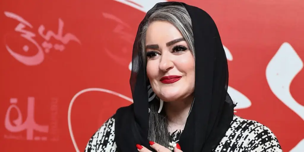 اکسسوری‌های طلایی نعیمه نظام‌دوست