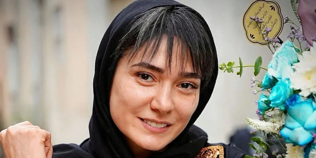 موهای قرمز مینا وحید