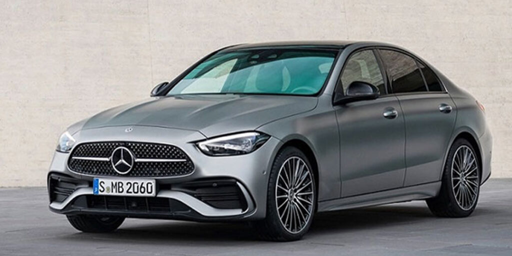 ۵ دلیل شگفت‌انگیز که مرسدس بنز C۲۰۰ L را بهترین سدان لوکس می‌کند!