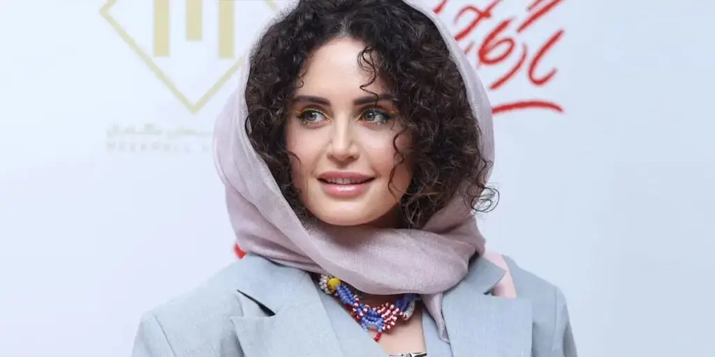 الناز شاکردوست در سفر جنوب با پیژامه راه‌راه؛ راحتی که همه را شگفت‌زده کرد!