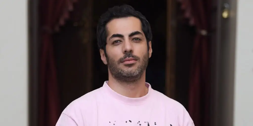 نوید پورفرج با استایل ساده و لوکس در اکران داغ «بامداد خمار» همه را شگفت‌زده کرد!