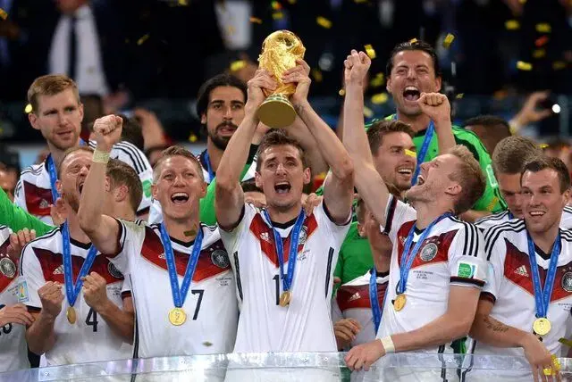 آقای رکوردها در جام‌های جهانی