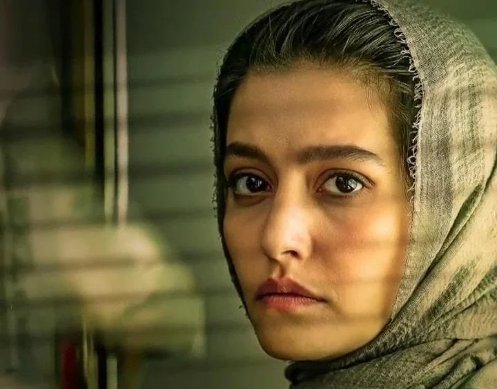 The-Lion-Skin-pics-5-min