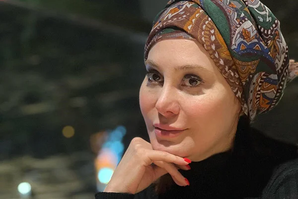 نگاهی جذاب به دکوراسیون لاکچری خانه آرام جعفری؛ تازه عروس سینما با جهیزیه‌ای متفاوت!