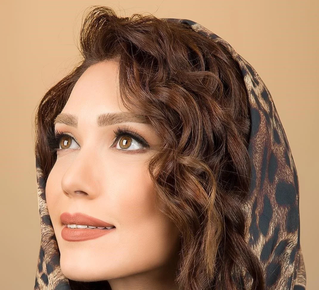 عکس| استایل خاص شهرزاد کمال زاده در بلندترین نقطه تهران که همه را متعجب کرد!