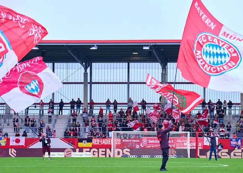 بایرن مونیخ با خرید ورزشگاه اختصاصی، آینده تیم زنانش را متحول می‌کند!