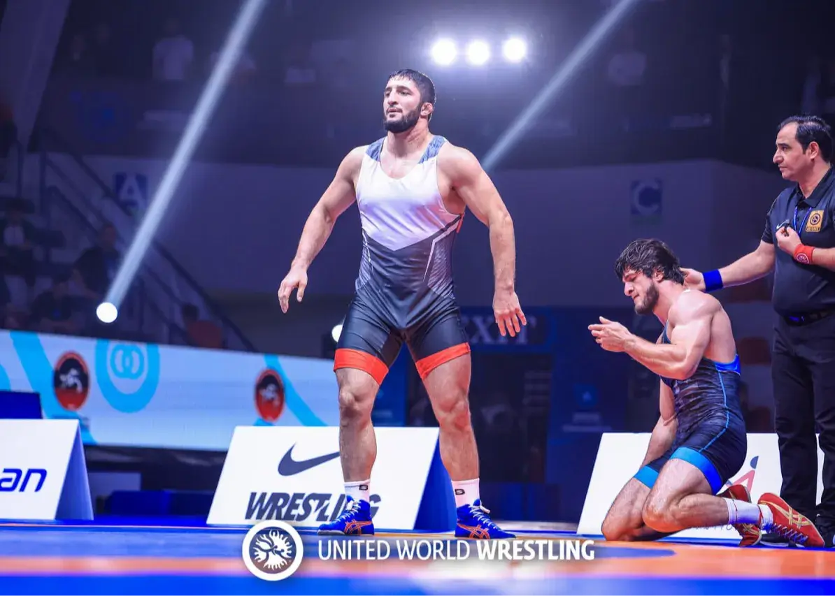 رقابت نفس‌گیر لیگ کشتی؛ سورپرایز روسی مقابل ستاره ایرانی حسن یزدانی!