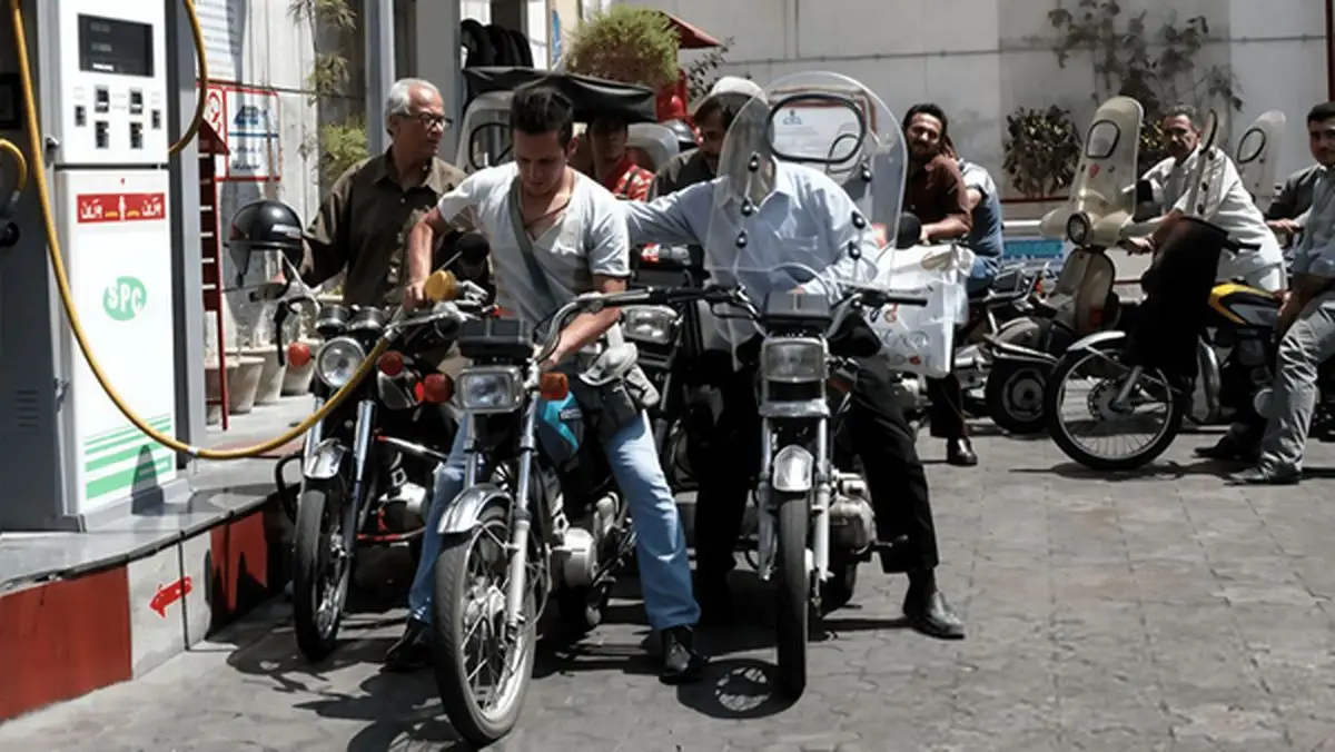 دولت با تصمیمی جدید، سهمیه سوخت موتورسواران فاقد کارت را تضمین کرد!