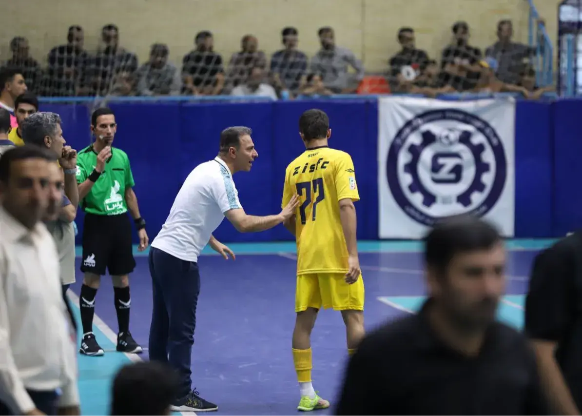 حمید بی‌غم چگونه با تاکتیکی قدیمی، فولاد را به دردسر انداخت؟