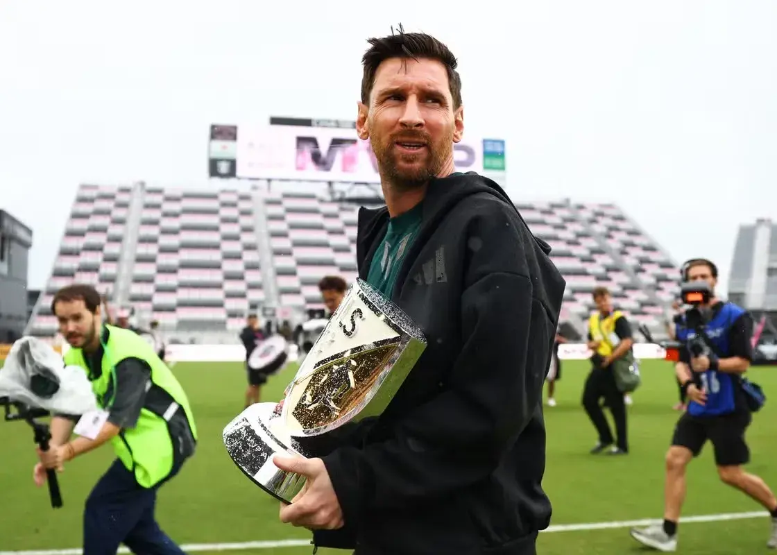 مجسمه ۲۰ متری مسی در هند؛ شاهکاری که همه را شگفت‌زده کرد!