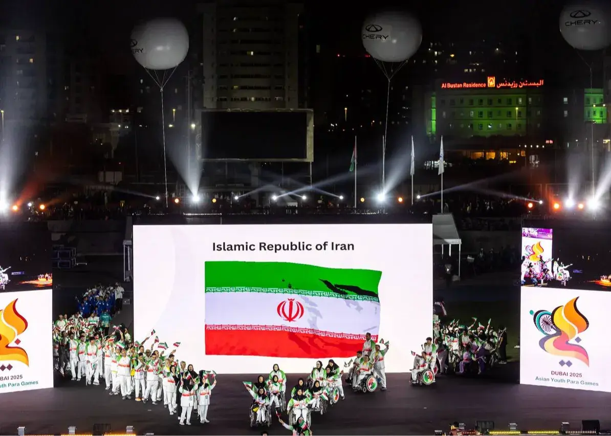 رژه جوانان پارالمپیکی ایران در افتتاحیه دوبی ۲۰۲۵