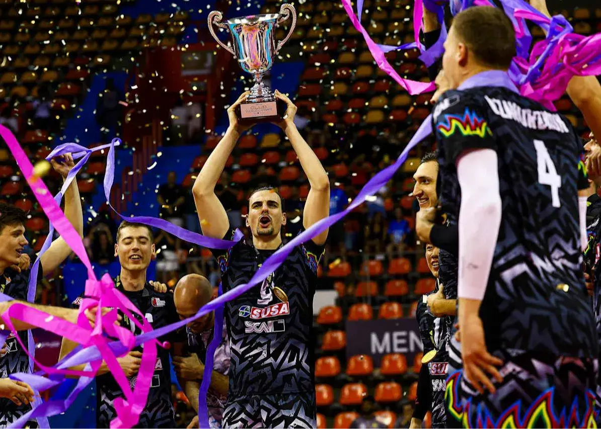 سیمونه جیانلی؛ کاپیتانی که با درخشش در جام باشگاه‌های جهان، ارزشمندترین والیبالیست حال حاضر شد