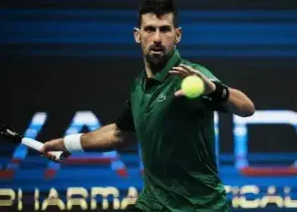 شکایت جوکوویچ باعث تغییر قوانین تنیس و توقف مسابقات در گرمای شدید شد!