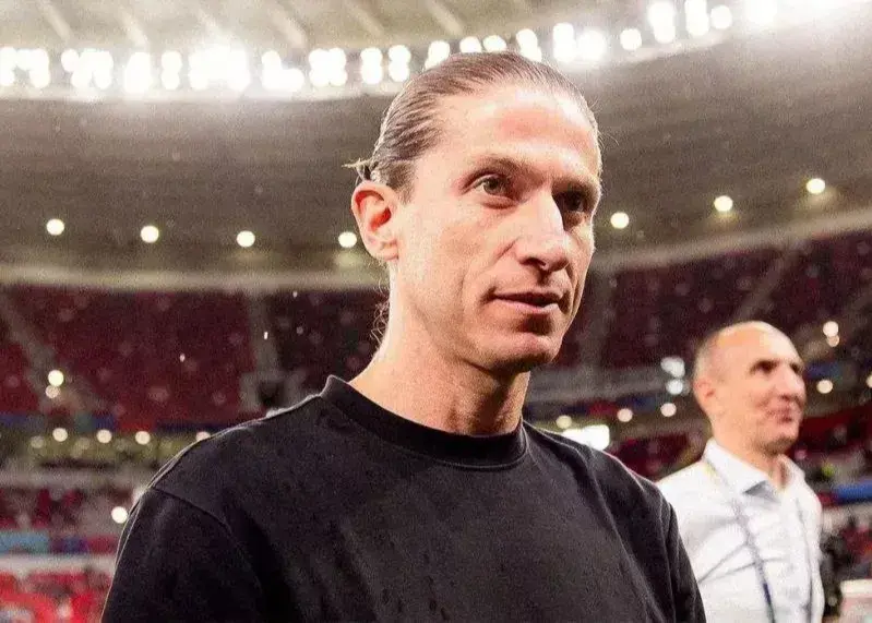 بحران در ماراکانا؛ تمدید قرارداد سرمربی برزیلی به بن‌بست رسید!