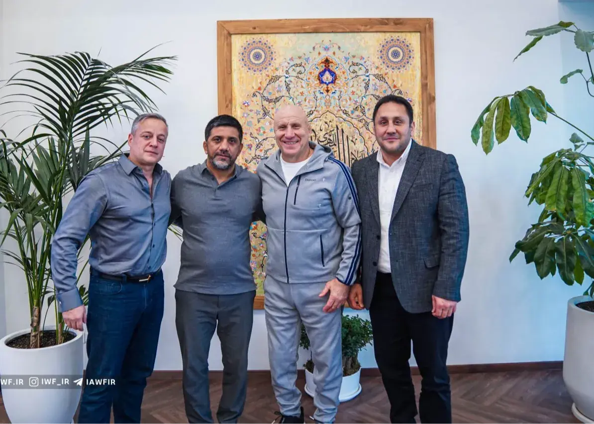 رویارویی دوباره ستاره‌های کشتی ایران و روسیه؛ نبرد نفس‌گیر در لیگ برتر آزاد