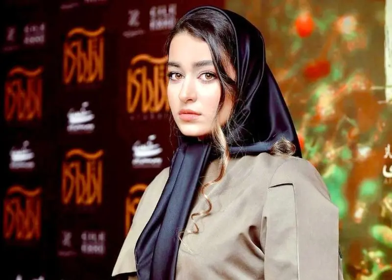 مه لقا مینوش زاد