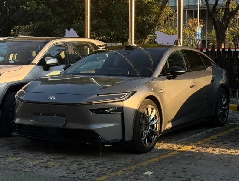 تویوتا bZ7 مدل 2026 رونمایی شد