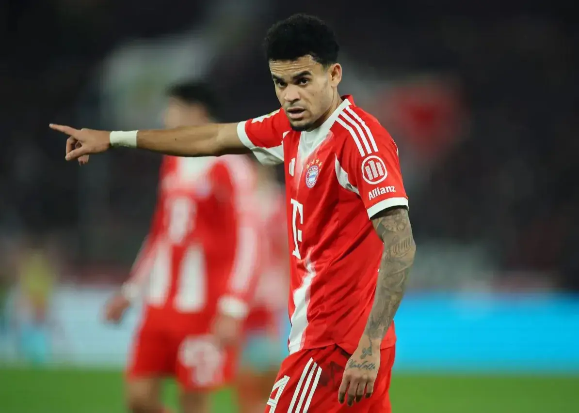 لوئیس دیاز در حمایت شگفت‌انگیز از محمد صلاح مقابل جنجال نیمکت‌نشینی!