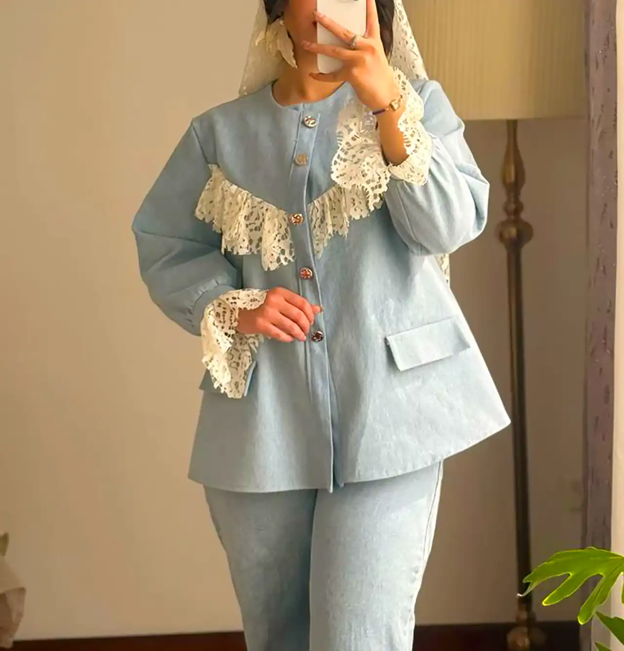 استایل با کت مینیمال