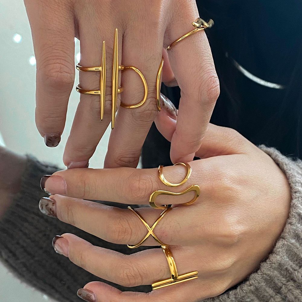 مدل انگشتر طلا بدون نگین شیک