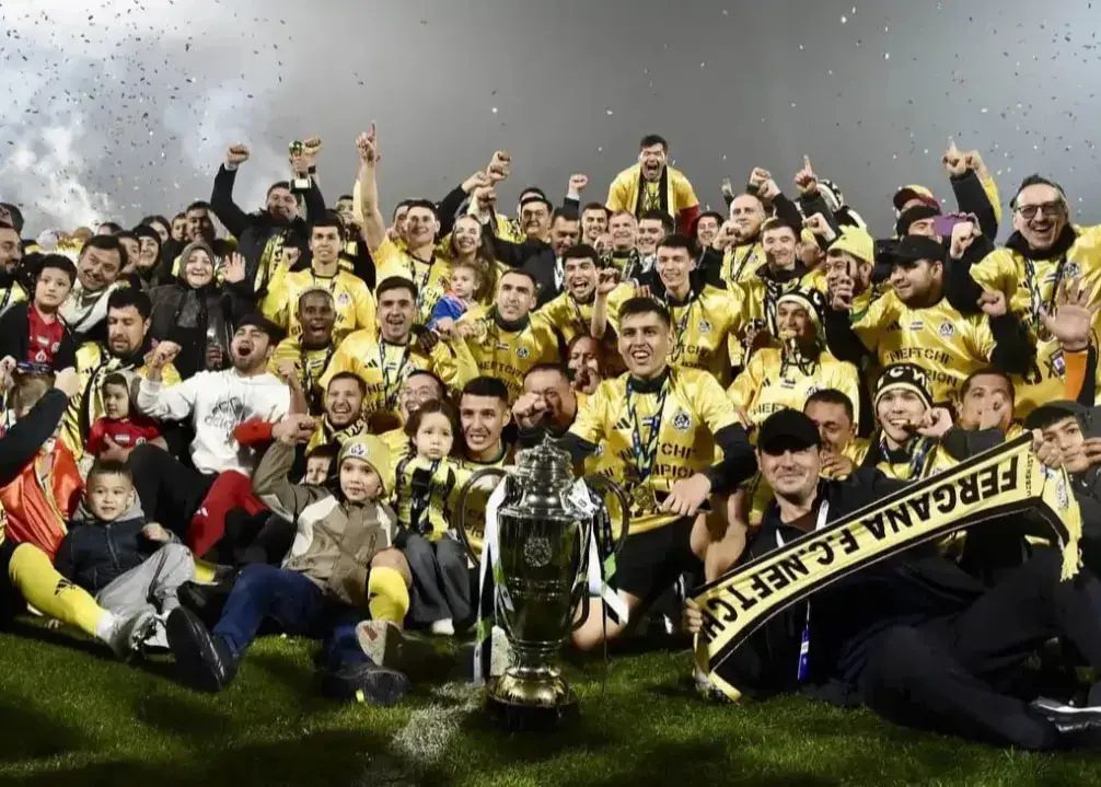 هدیه جالب برای قهرمان ازبکستان، موبایل!