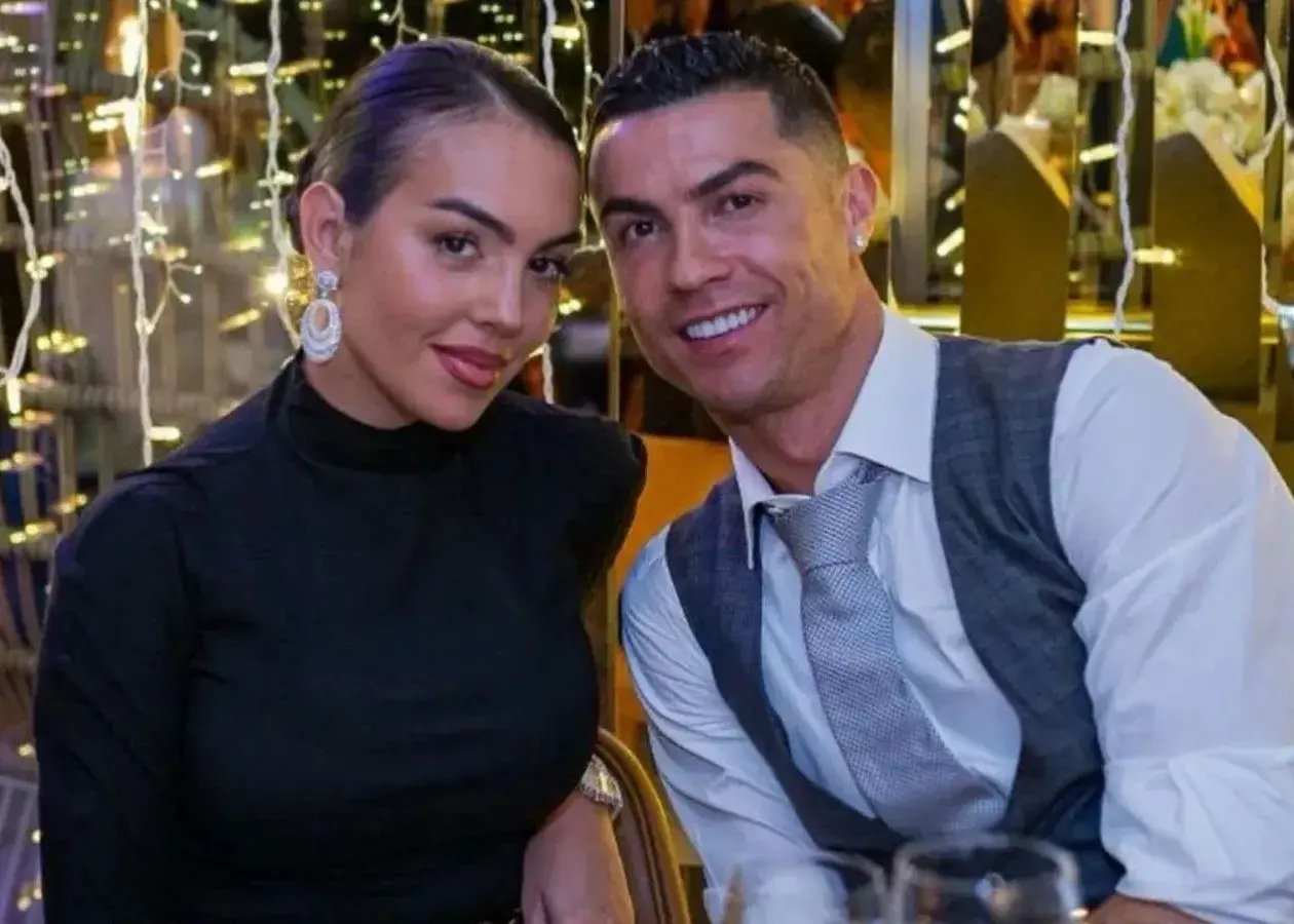 جورجینا از لحظه شوک‌آور خواستگاری رونالدو پرده برداشت؛ راز پشت انگشتر درخشان!
