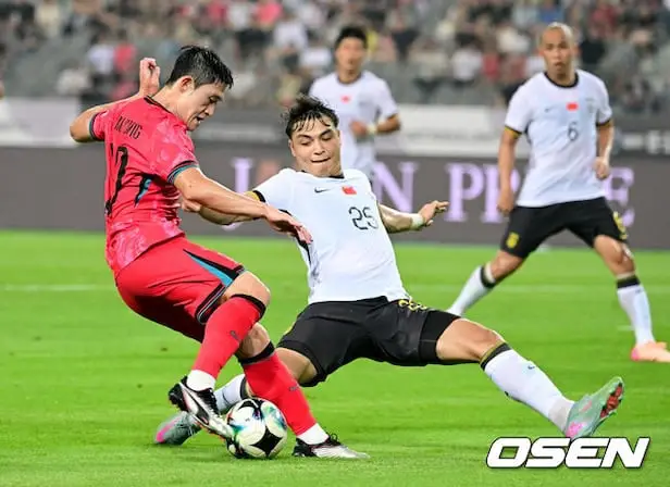 فوتبال چین در بحران؛ وقتی رقیبان واقعی به جای تیم‌ها، ربات‌ها می‌شوند!