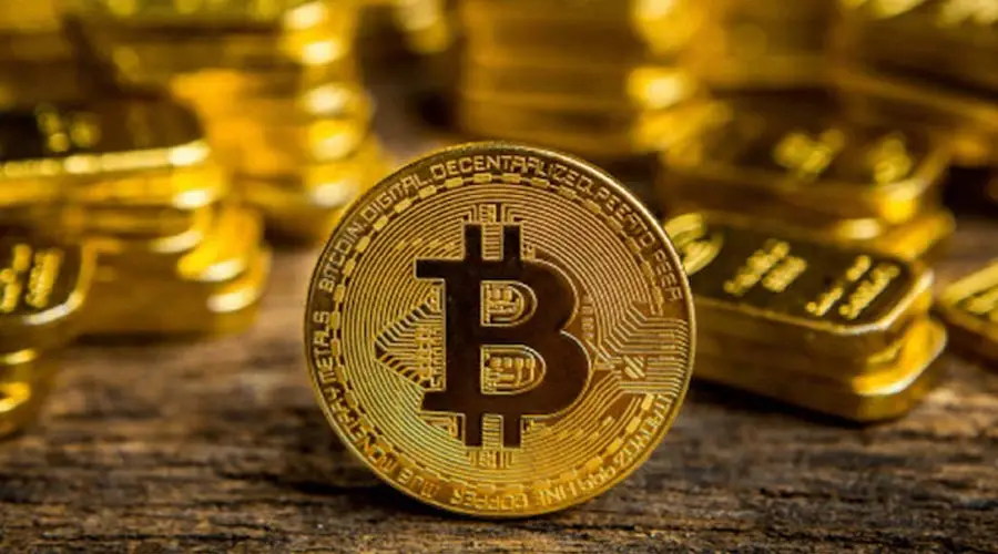 ۳ سیگنال از بازار طلا که نشان می‌دهند قیمت بیت‌کوین به کف نزدیک می‌شود!